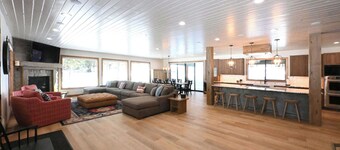 Luxury Yellowstone Cabin w/ Hot Tub | 6BR with Game Room | Sleeps 15