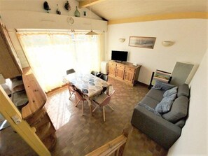 TV - Résidence Terrasses de l'Océan Apartment terrace and pking near beach (CAPBRETON)