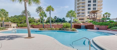 Condo, 1 cama King size y sofá cama (Luau II 6633) | Alberca