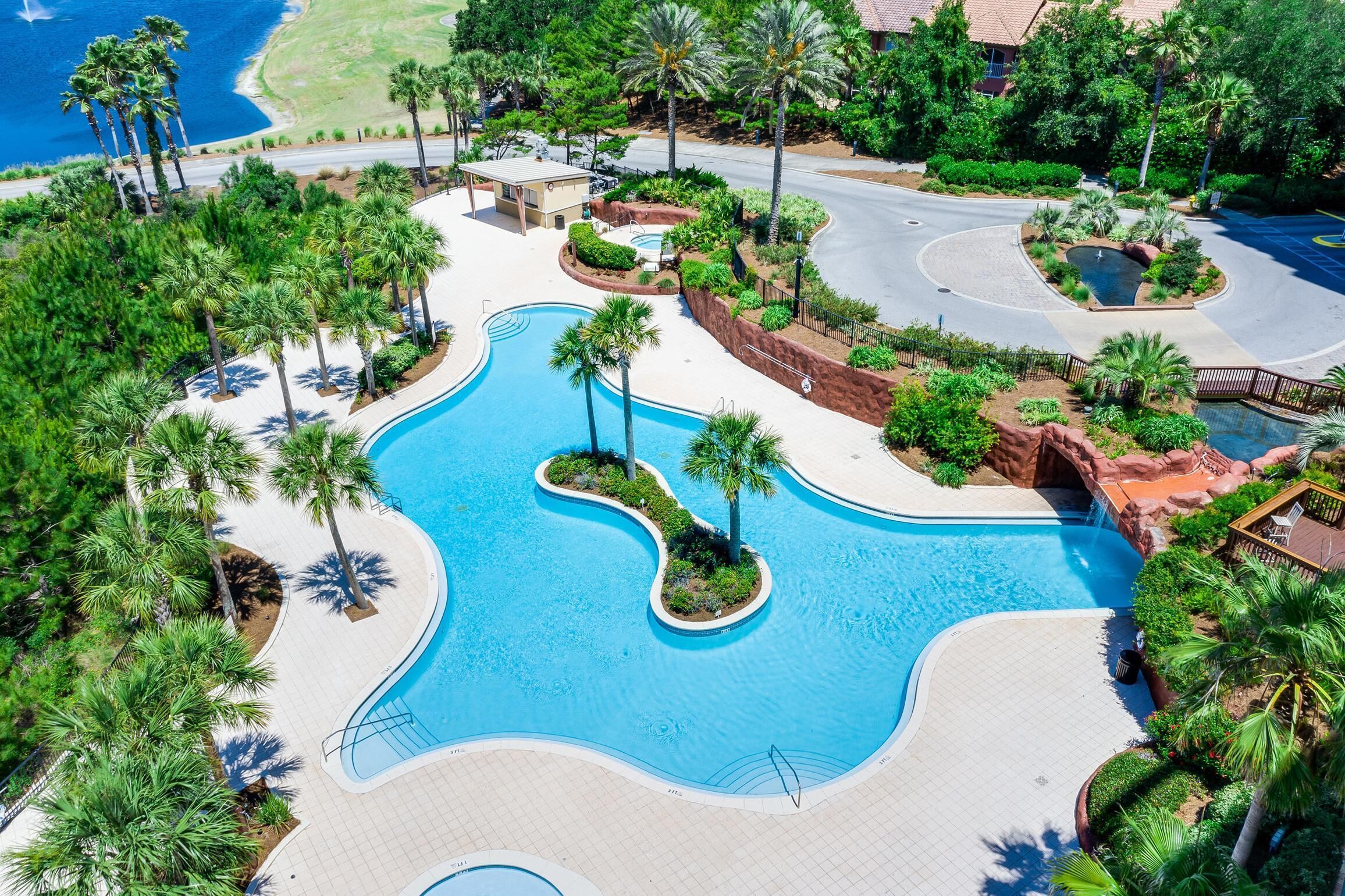 Lejlighed - 1 kingsize-seng med sovesofa (Luau II 6633) | Pool