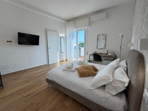 Deluxe Double Room, Balcony, City View - Cinquantotto Cozy Rooms (Palermo)