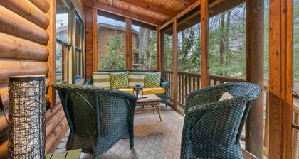 Sugar Shack Saugatuck - 5 bed/3 bath luxury log home.