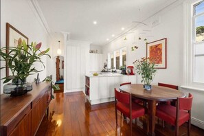 Dining - Stylish Calm Inner City Sanctuary (Surry Hills)