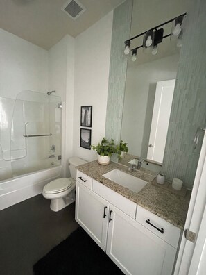 Bathroom - Corner unit, This gem located in Midtoown/attached parking garage (Nashville)