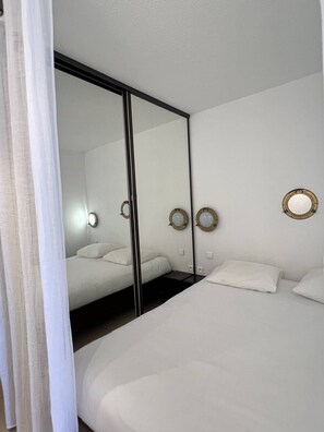 1 bedroom, free WiFi - MALIBU - Héliopolis Apartment O14 - Luxe - 2 people (AGDE)