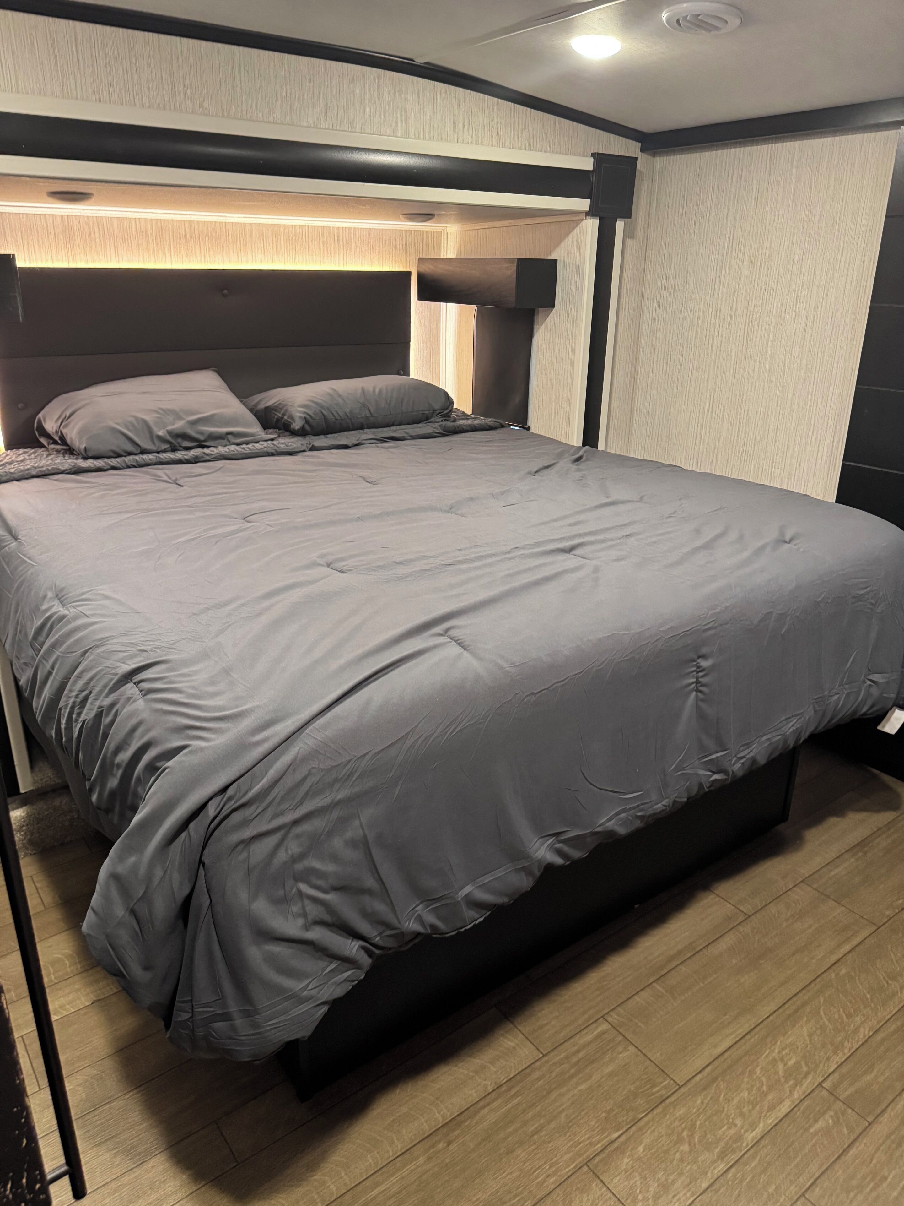 Coastal Retreat Rv In Sarasota - 베니스
