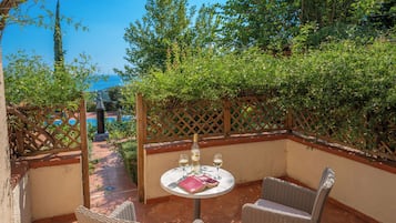 Studio, Sea View | Outdoor dining