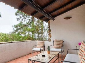 Property grounds - House in La Guancha: Garden, Views & 3 Baths (Sleeps 6) (La Guancha)