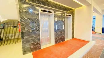 Rom – signature | Innvendig