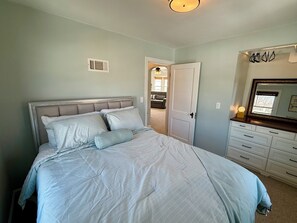 2 habitaciones, tabla de planchar con plancha y wifi gratis