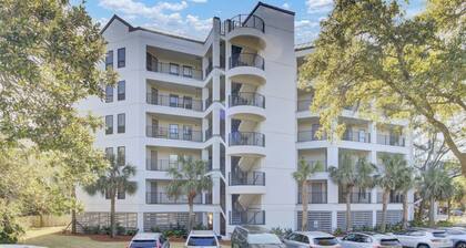 411 Summerhouse by Avantstay Ocean-view Condo + Pool Access + Golf + Trails in Wild Dunes