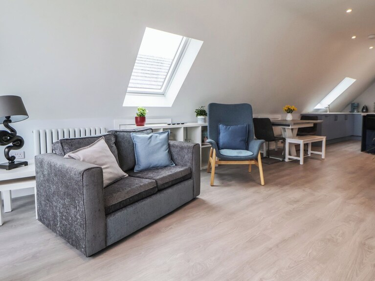 Mikes Place On The Cove, Pet Friendly, With A Garden In Rhyl - Wales