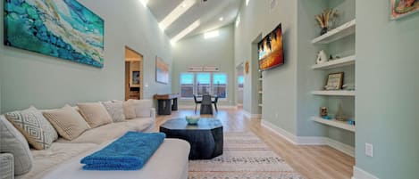 House (4 Bedrooms) | Interior
