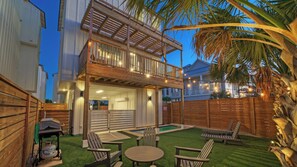 House (6 Bedrooms) | Front of property - 2 Dorado Dunes Homes by Avantstay Pools + Golf Cart Boardwalk Access Sleeps 22 (Port Aransas)