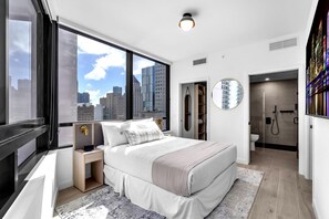 1 bedroom, bed sheets - New Downtown 12th Floor  Walk Everywhere + Pool/Gym (Miami)