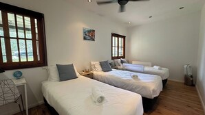 3 bedrooms, iron/ironing board, WiFi, bed sheets - KozyGuru | Wyong | Cottage Close to Everything (Wyong)