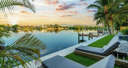 Signature Waterfront Villa by The Glamhomes