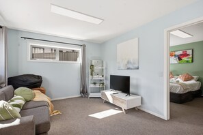 1 bedroom, WiFi, bed sheets - Patton Retreat - Arrowtown Getaway! (Arrowtown)