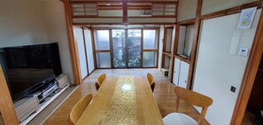 Dining - Tsubaki no Yado, Nara, a single house for rent, optional sightseeing and lodging to improve the quality of your trip "Japanese cooking experience, World Cultural Heritage sightseeing guide, Nara Okuyama primeval forest hiking Wakakusa mountain climbing gu (奈良市)