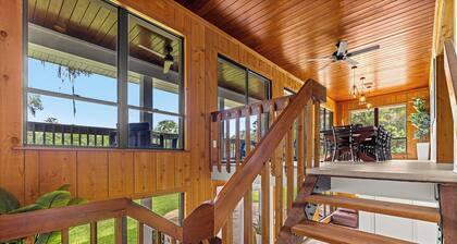 Rainbow Retreat Luxury Escape: 2 Homes, 11 Bedrooms, Perfect for Big Groups!