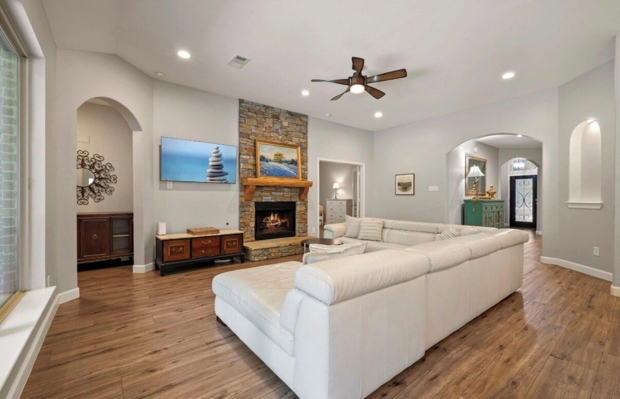 Family Retreat In Creekside  Relax & Unwind - The Woodlands, TX