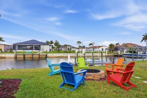 Property grounds - Early Terrace Retreat with HEATED POOL 3BRs-2Baths (Port Charlotte)