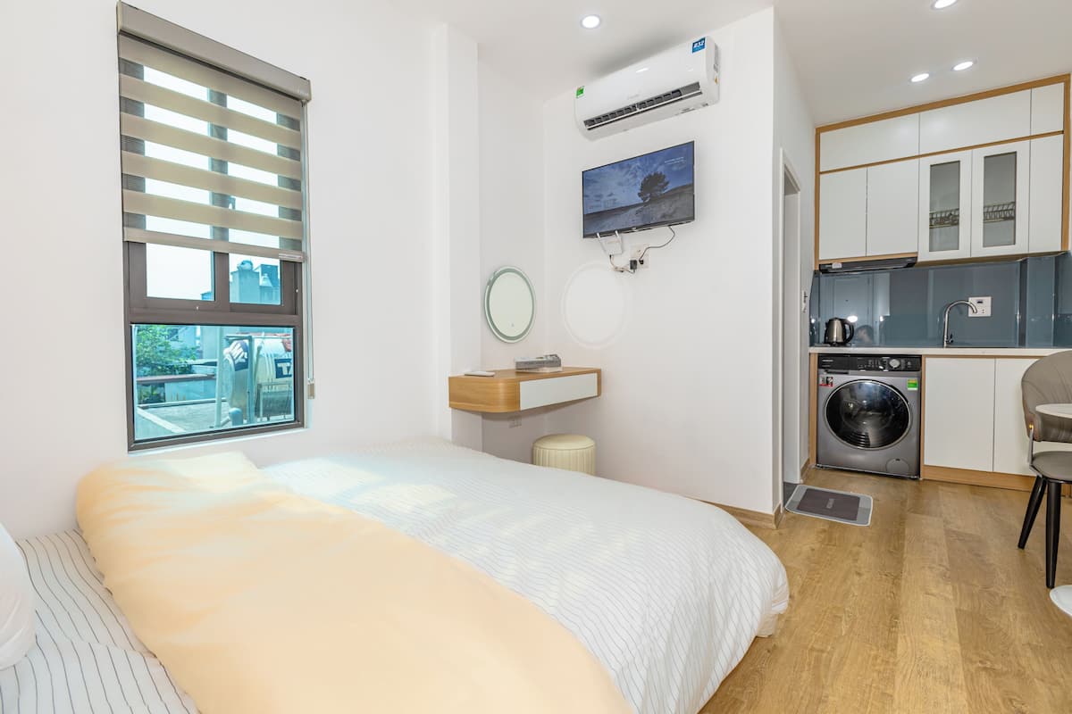 Superior Double Room | Hypo-allergenic bedding, down duvets, minibar, desk
