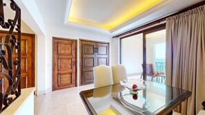 Interior - Cozy studio in fabulous Cabo San Lucas with AC and gym access (Cabo San Lucas)