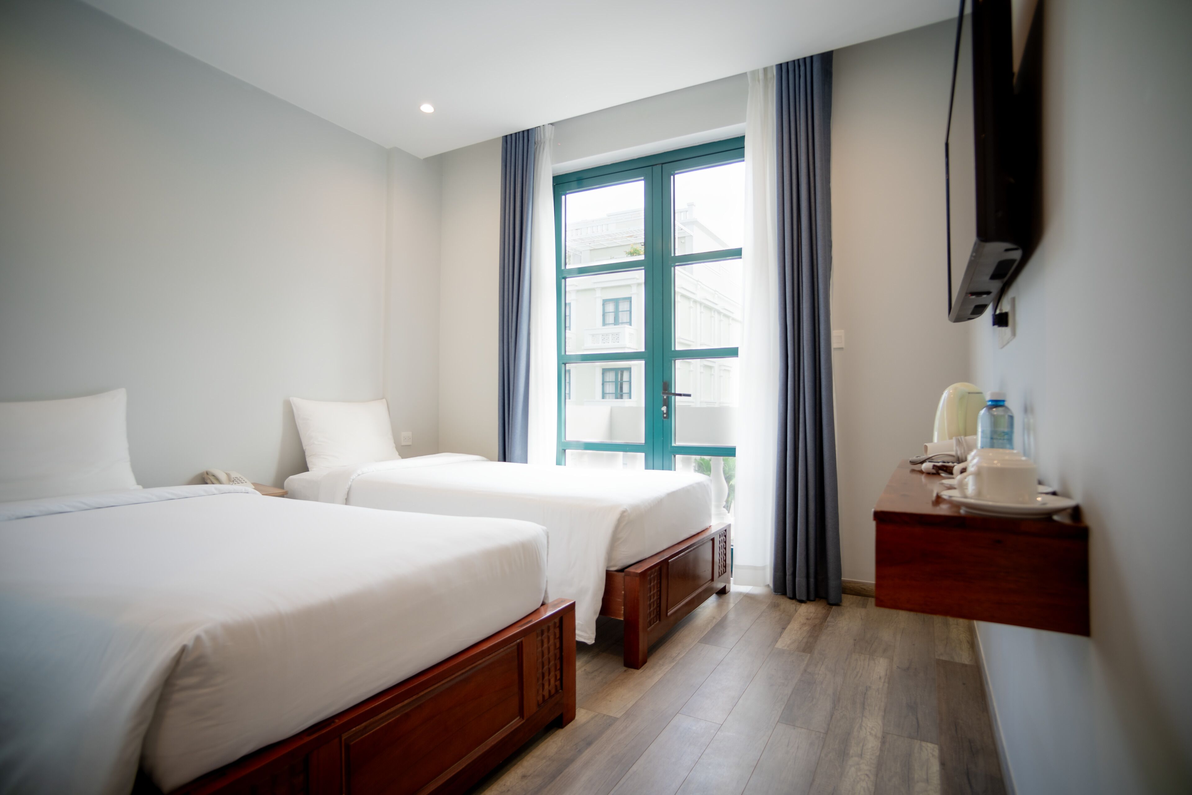 Kahden hengen huone (kaksi sänkyä)