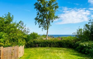 Property grounds - Gorgeous home in Allinge with WiFi (Allinge)