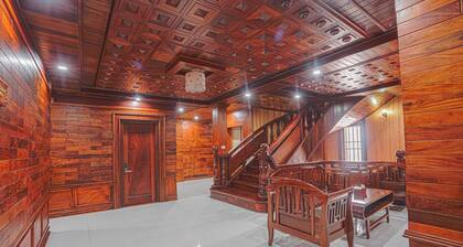 Phetchalern serviced apartment