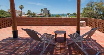 Walk to Malecon, Sunset Rooftop & Work Space