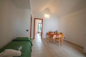 Dining - Beach in 5 min | Pool Access | n.62, Otranto, Italy (Otranto)