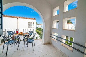 Outdoor dining - Beach in 5 min | Pool Access | n.60, Otranto, Italy (Otranto)