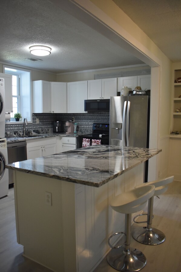 Private kitchen - 2-Bed Home Near Masters in Augusta, GA (Augusta)