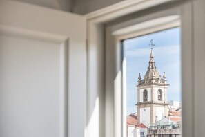 Interior - GuestReady - Santa Barbara Garden House 31 (Braga)