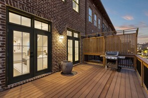 Terrace/patio - Luxury Riverfront Retreat in the Eastern Wharf | Heated Pool Access (Savannah)