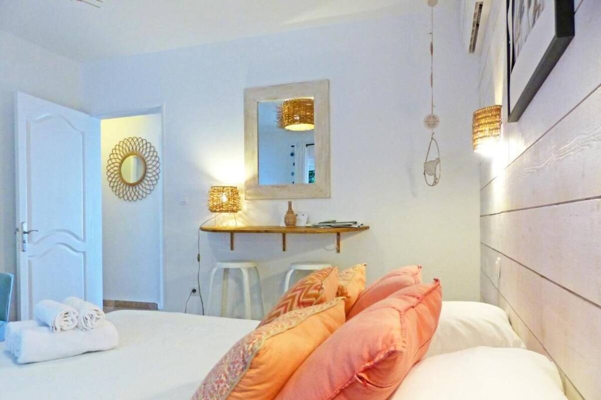 คลาสสิกอพาร์ทเมนท์, ระเบียง, วิวทะเล