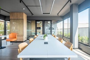 Dining - Lujo en Av. Larco | 2BR | Piscina | Miraflores (Miraflores)