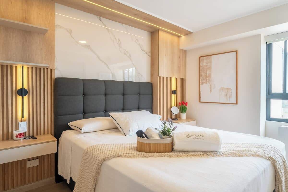 2 bedrooms, iron/ironing board, travel crib, WiFi