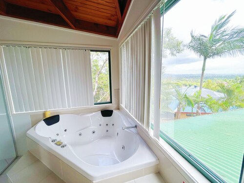 Tropical resort/private pool/weekly/monthly rental discount