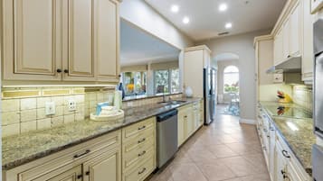 Luxury Condo, Partial Ocean View | Private kitchen