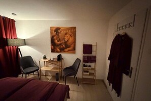 1 chambre, literie fournie