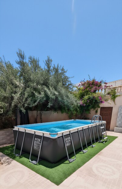 House+apartment+private pool+beach