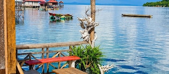 Nur Homestay Mini Resto and Souvenir