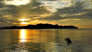 Standard-Doppelzimmer, Terrasse, Meerblick | Verschiedenes
