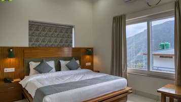 Quarto casal ou duplo, sacada, vista para o vale | Wi-Fi de cortesia