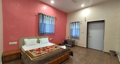 Aura Villa