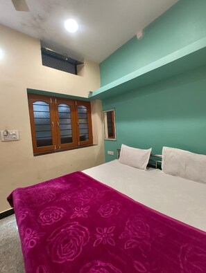Premium Room - Aura Villa (Oriya)