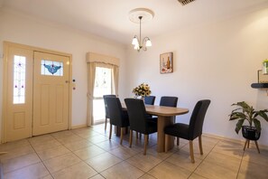 House | Dining - Indulge - Private Pine (Mildura)